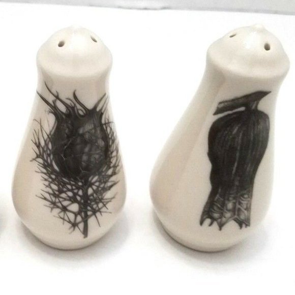 Laura Zindel Salt Shaker Ceramic Black Cream - Picture 8 of 9
